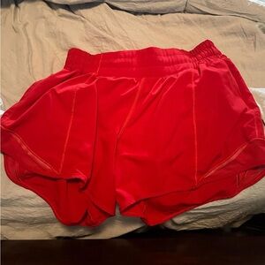 Lululemon hotty hots